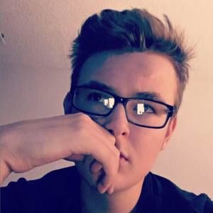 Meet your Posher, Cambren